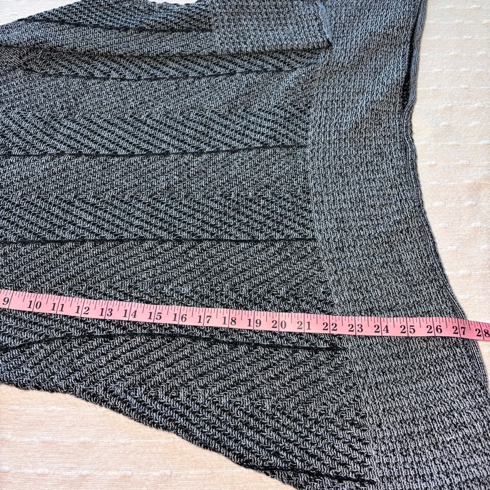 Eight Eight Eight women’s tunic length pullover cowl neck hi/lo sweater Size M - Picture 12 of 15